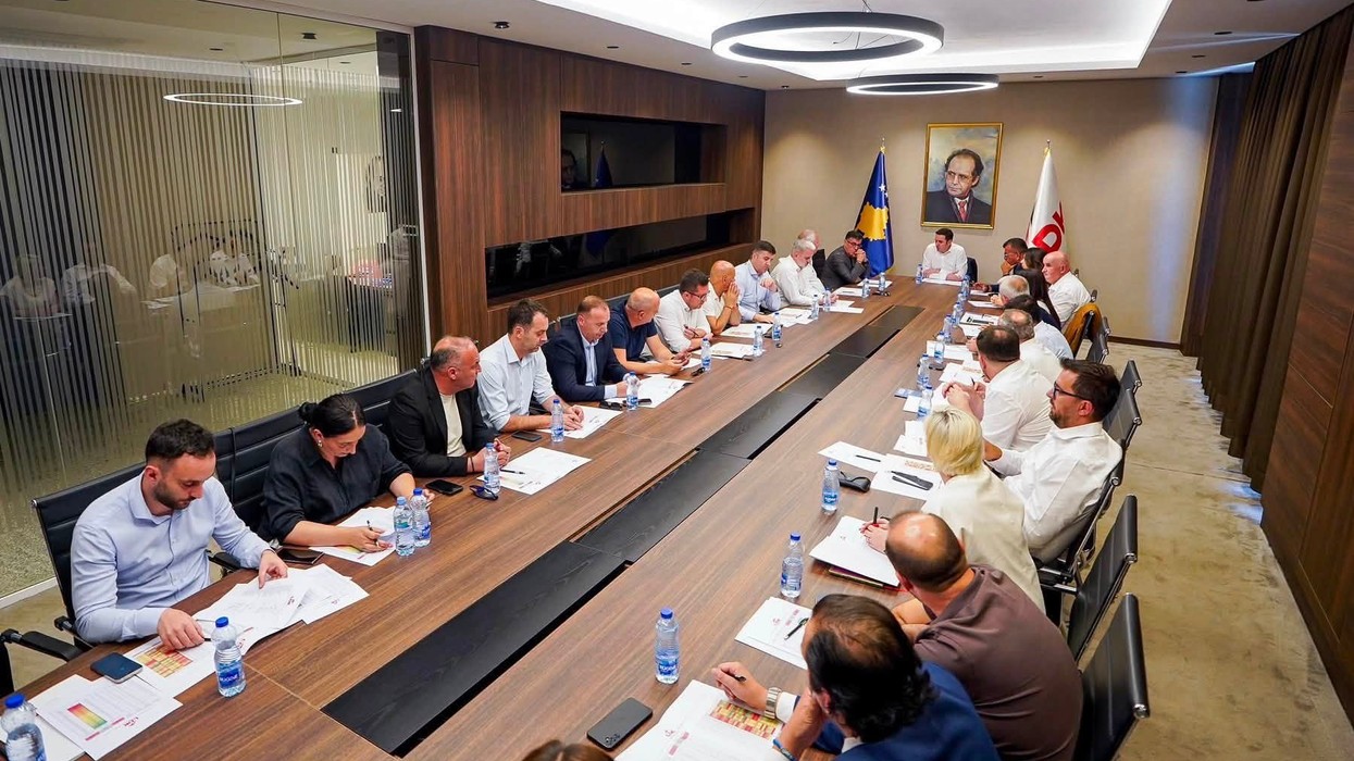 Marrëveshja me LVV-në dhe kandidatura e Sejdiut për president - a ka pakënaqësi në LDK?
