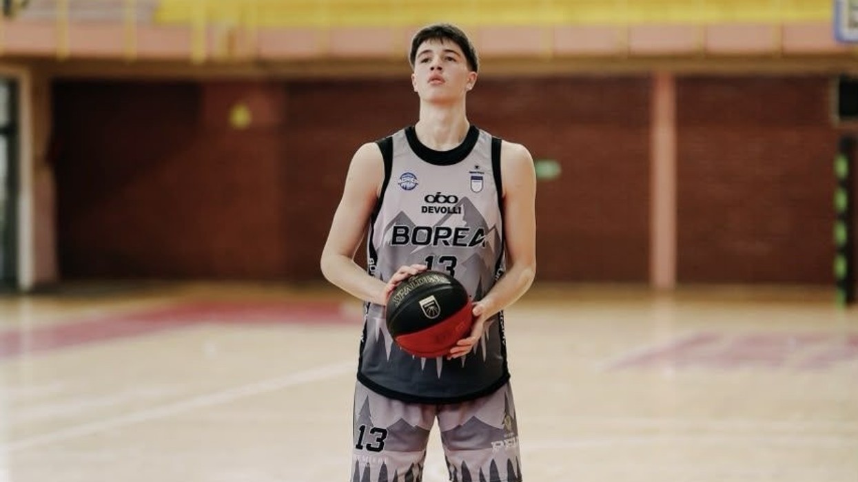 Në ditëlindjen e 17-të merr 'dhuratën e jetës', Diar Libusha transferohet në basketbollin amerikan