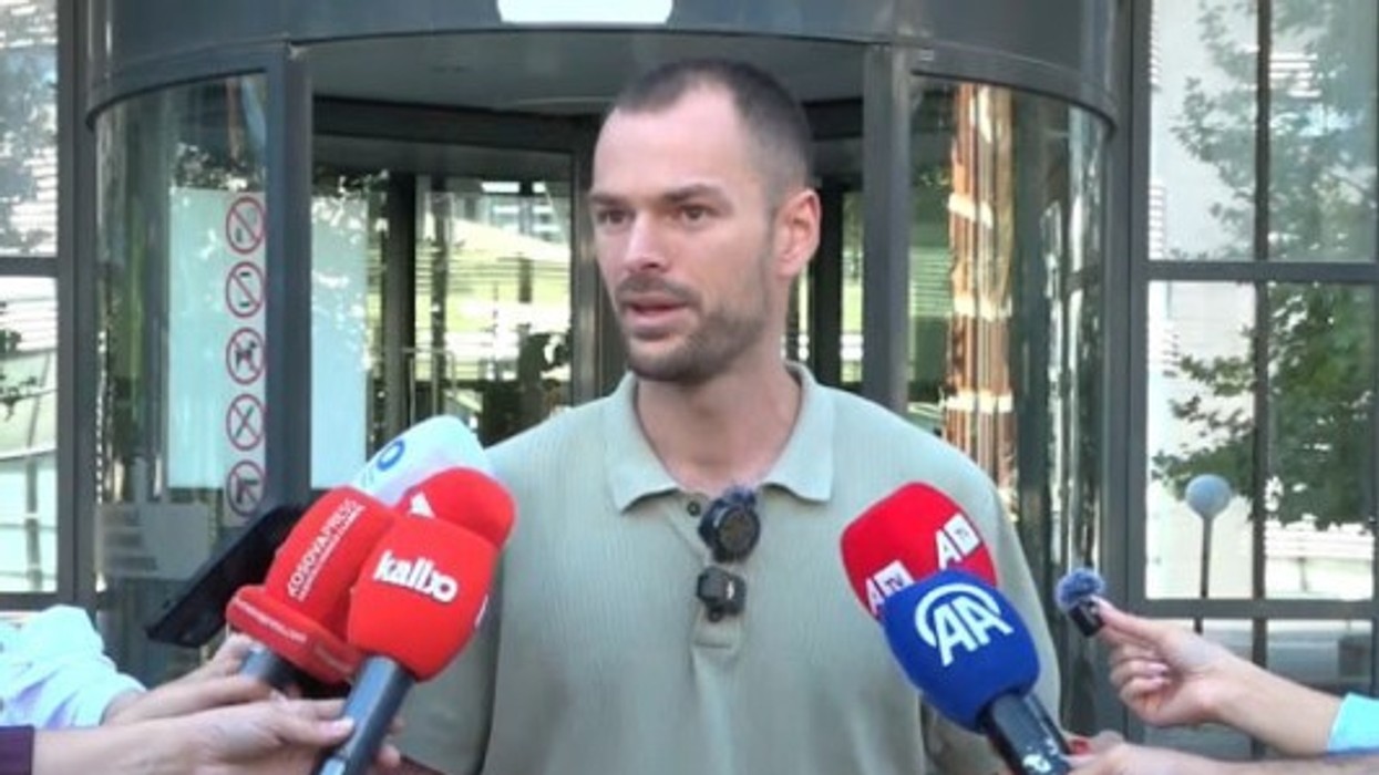 Mbrojtja e Sveçlës nuk pajtohet me shpalljen fajtor të tij, e quan të pazakontë vendimin e gjykatës