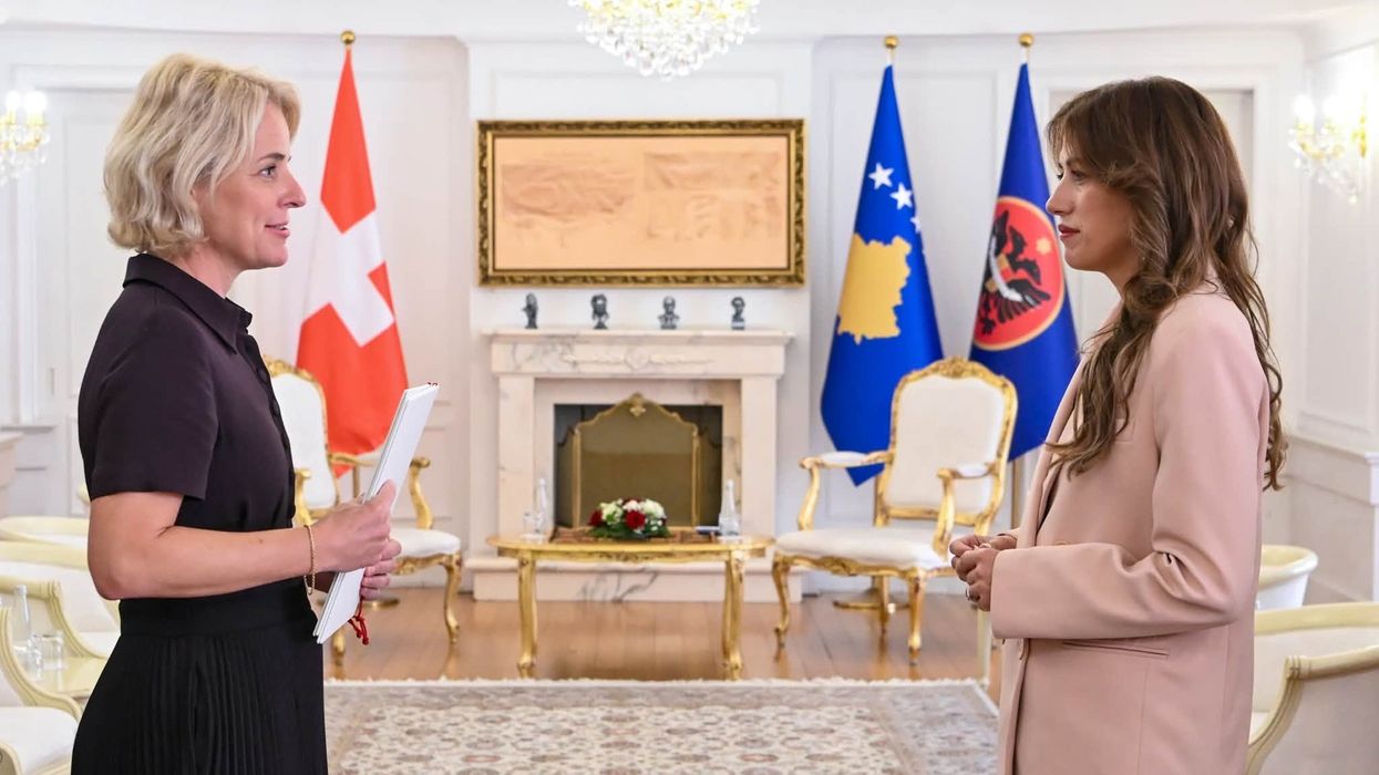 Haxhiu pranon letrat kredenciale të Ambasadores së re të Zvicrës në Kosovë, thekson rolin e rëndësishëm të mërgatës Haxhiu pranon letrat kredenciale të Ambasadores së re të Zvicrës në Kosovë, thekson rolin e rëndësishëm të mërgatës