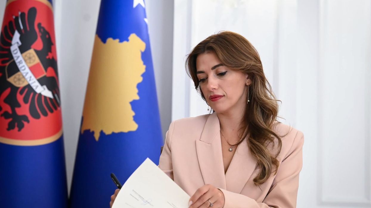 Haxhiu liron nga detyra 18 gjyqtarë serbë që kishin dhënë dorëheqje në vitin 2022 Haxhiu liron nga detyra 18 gjyqtarë serbë që kishin dhënë dorëheqje në vitin 2022