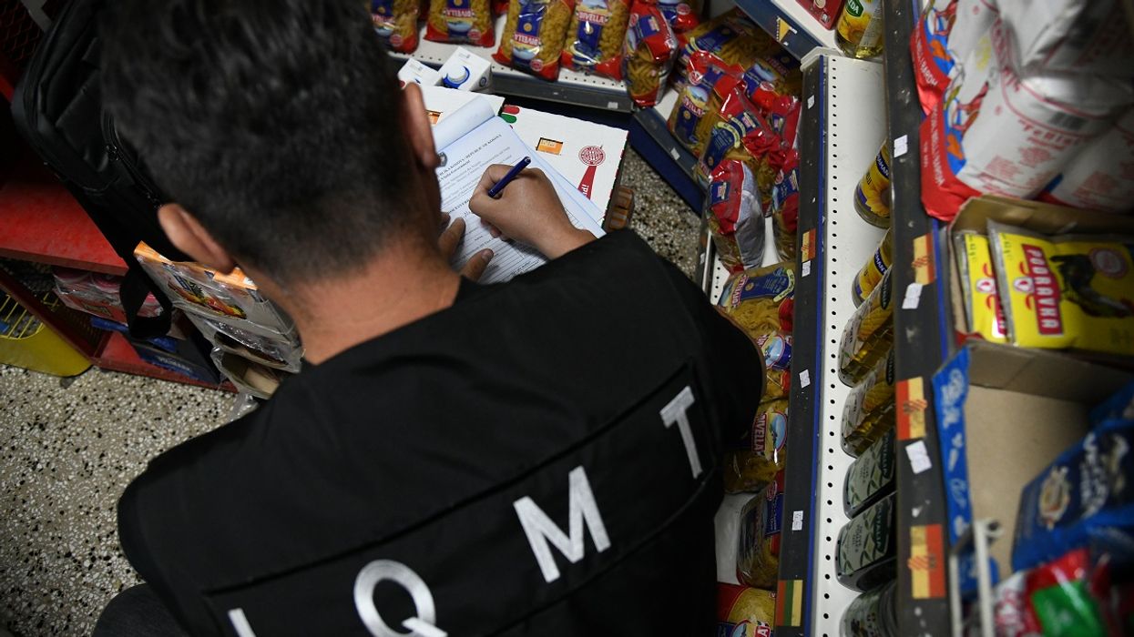 Shitja e cigareve elektronike pranë shkollave, IQMT realizon 18 inspektime dhe shqipton gjoba Shitja e cigareve elektronike pranë shkollave, IQMT realizon 18 inspektime dhe shqipton gjoba