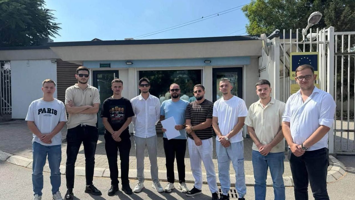 Studentët shqiptarë të Maqedonisë së Veriut bëhen bashkë me Kosovën: Kërkojnë proces të drejtë për ish-krerët e UÇK-së