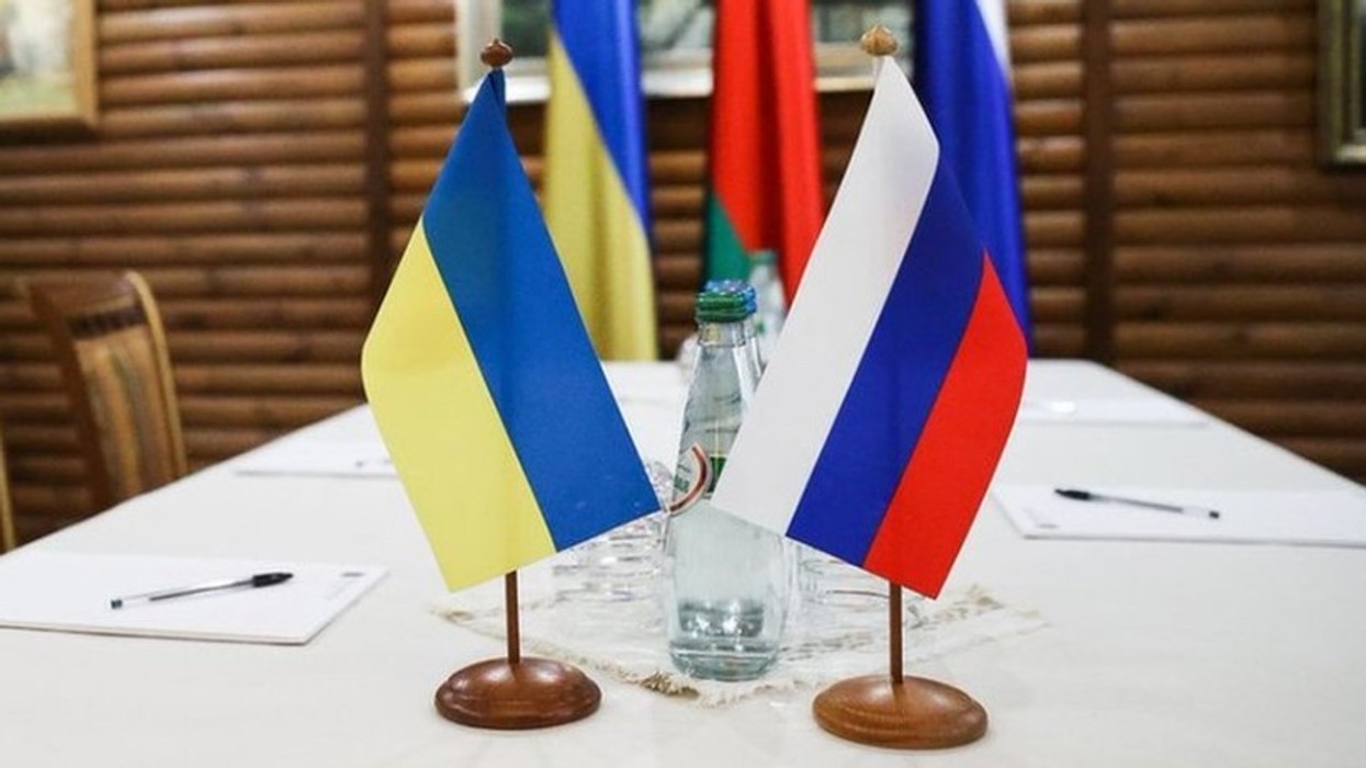 Ukraina njofton rifillimin e bisedimeve të paqes me Rusinë në fund të shtatorit