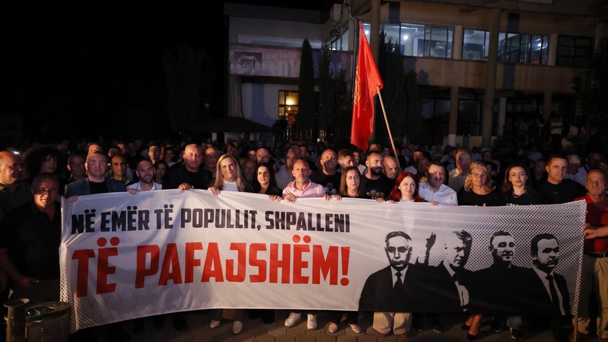 “Ora e Pritjes” nis numërimin mbrapsht edhe në Deçan, ora e lirisë për çlirimtarët
