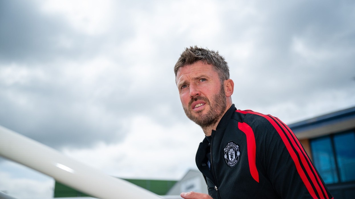 Carrick i beson dyshes Mainoo-Tielemans: Janë shumë të ndryshëm