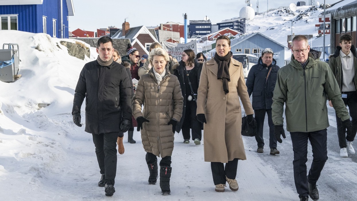 Përballja për Grenlandën, von der Leyen zbarkon në ishull me premtim për miliona euro