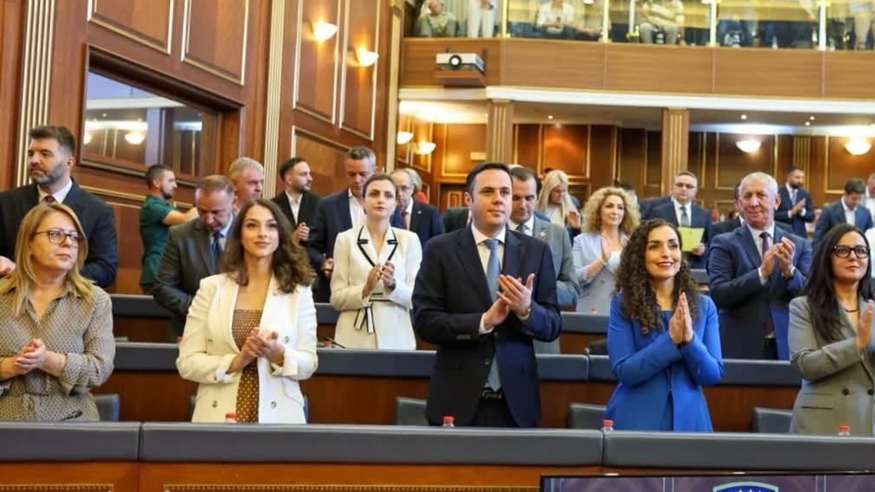 Zhvillimet brenda partisë, reagon Kica-Xhelili: Nuk dua një LDK të ndarë mes “atyre të kryetarit” dhe “gjashtë deputetëve”