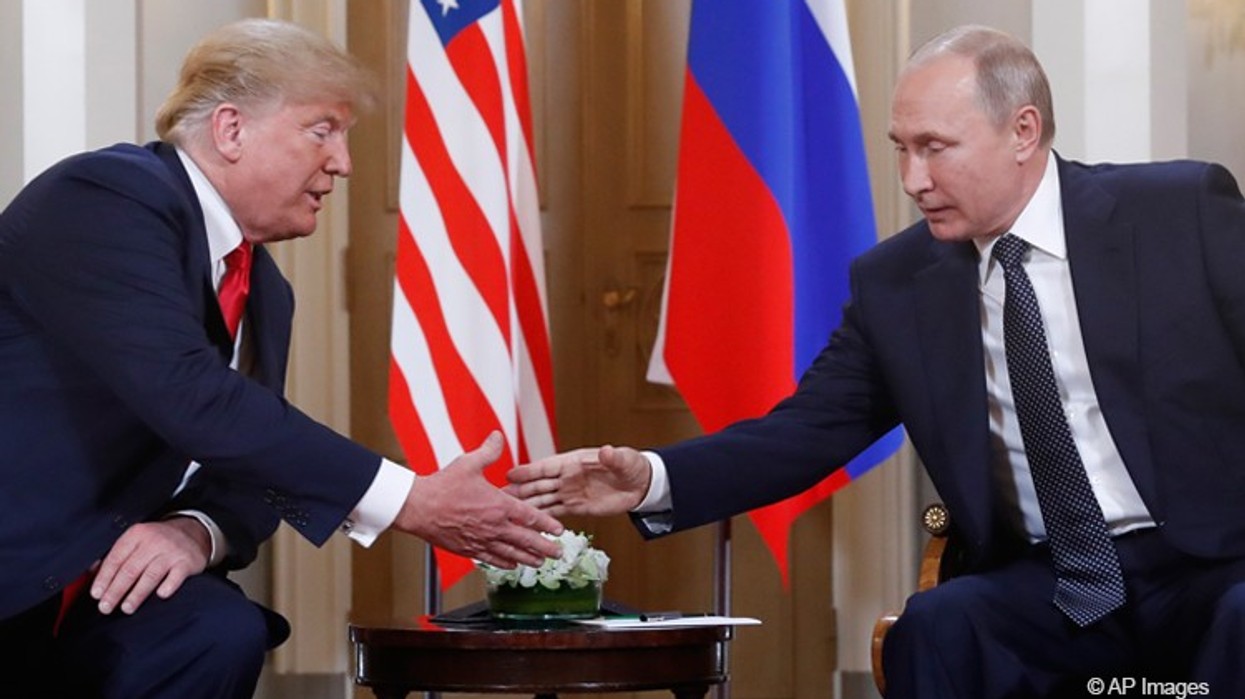Trump dhe Putin zhvillojnë telefonatë njëorëshe, në fokus paqja në Ukrainë