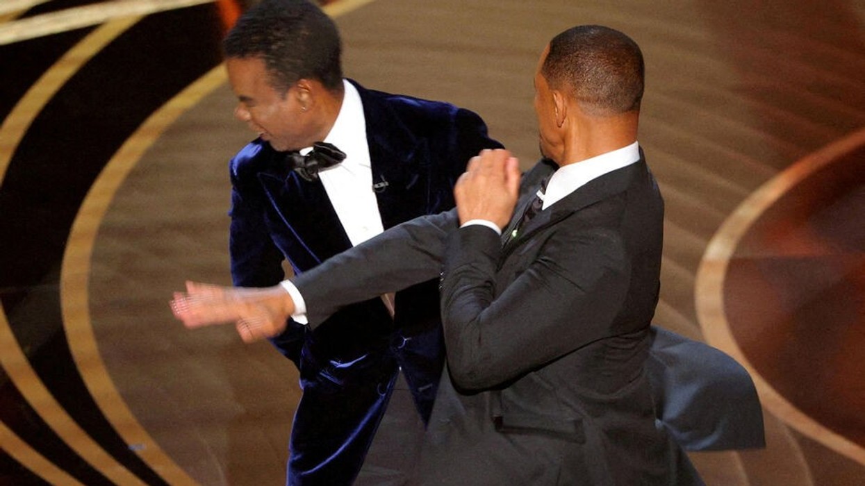 Chris Rock zbulon kushtin për t’u rikthyer në ceremoninë e 'Oscars' pas incidentit me Will Smith ku u godit me shuplakë