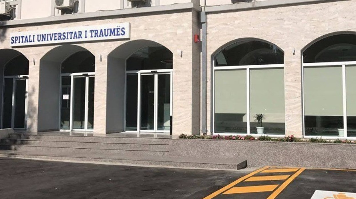 Shpërthimi në një pikë karburanti, Spitali i Traumës flet për gjendjen e tre të lënduarve