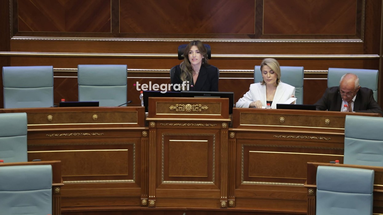 Çështja e nënkryetarëve të Kuvendit, Haxhiu: Nuk kishte pajtim për mënyrën e votimit, pauzë 30-minutëshe