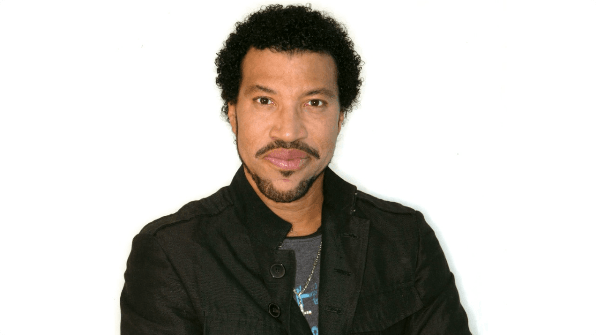 2016/01/Lionel.png