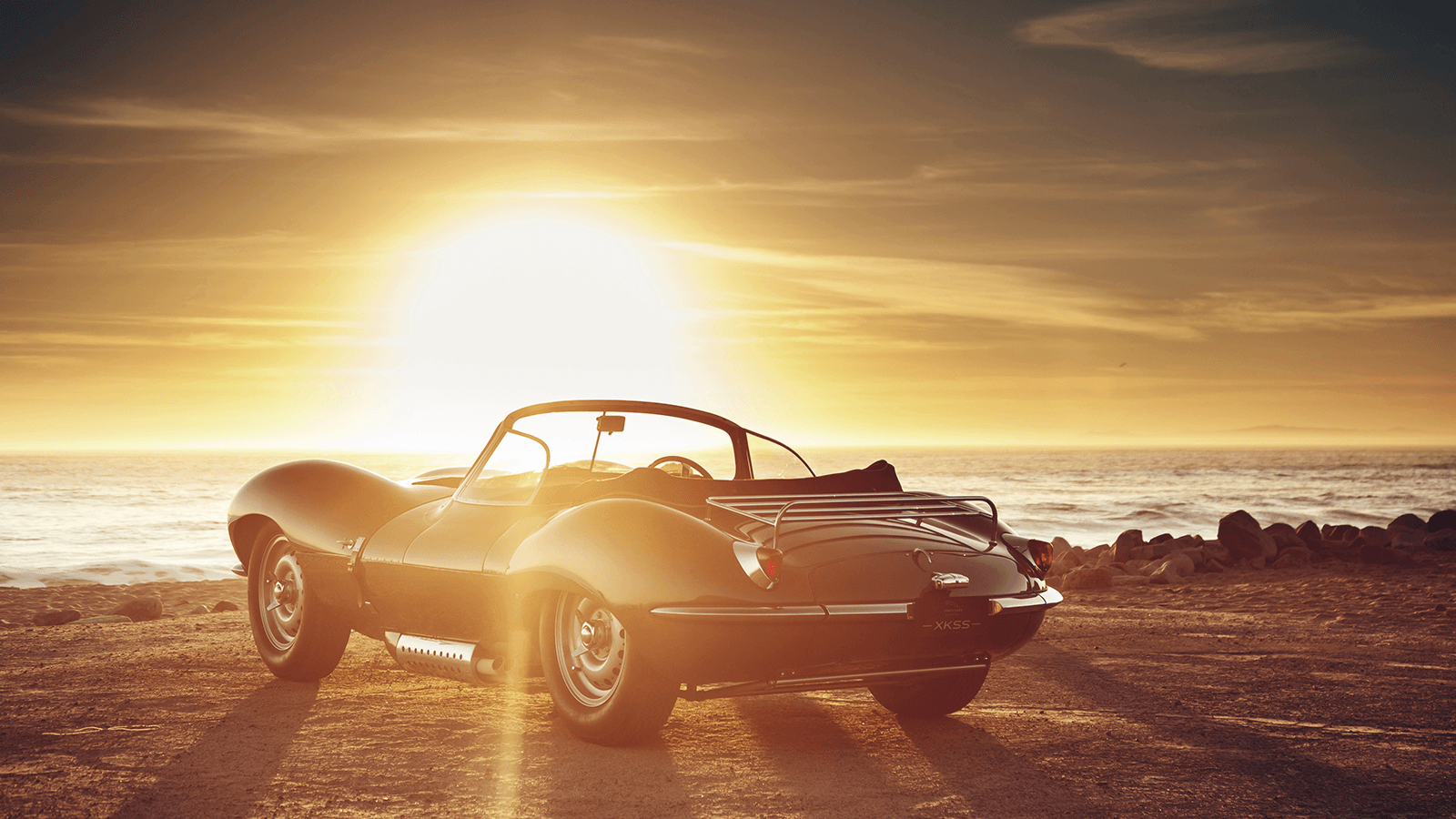 2021/09/00_classic_and_sports_car_continuation_classics_lead_Jaguar_XKSS_press.png