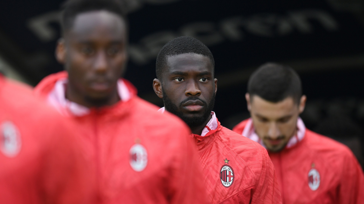2022/07/fikayo-tomori.png
