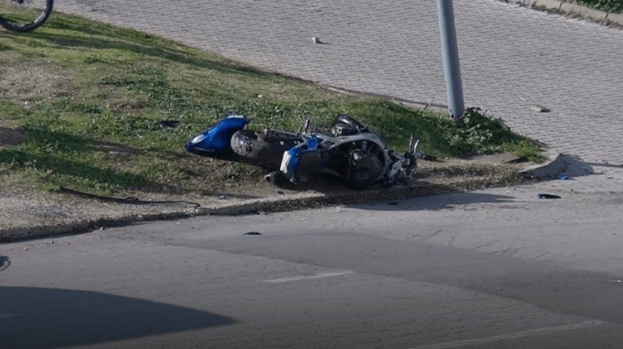 Aksident trafiku në Shtip, lëndohet një motoçiklist