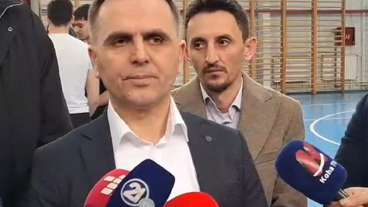 Kasami: Duhet të reflektojmë kohën e re të Maqedonisë, jemi të gatshëm të bisedojmë për stemën, himnin dhe 20%