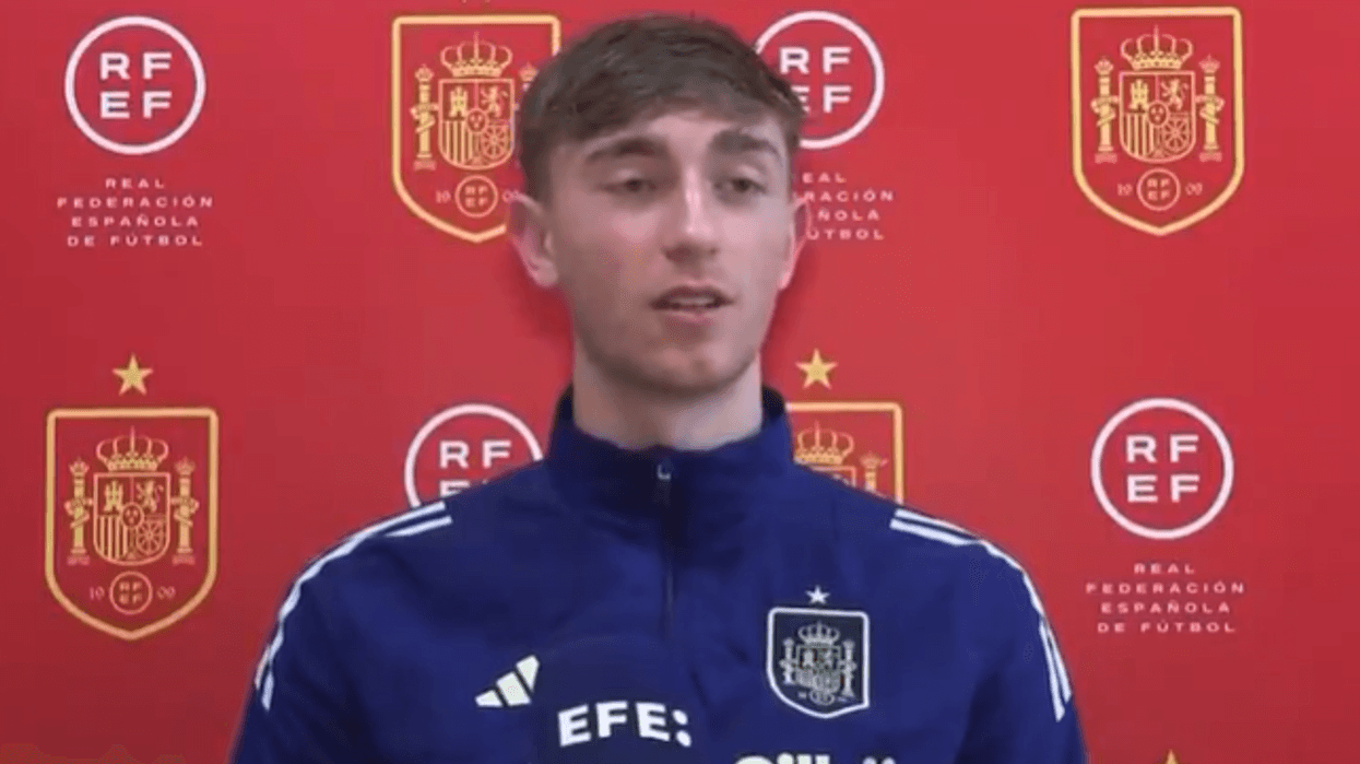 I kërkuar me ngulm nga Real Madridi, Dean Huijsen i kthen përgjigje zyrtare gjigantit spanjoll