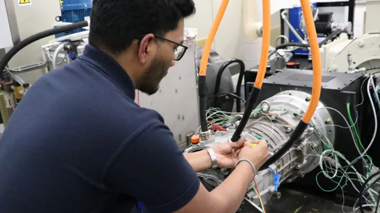 Një hap i madh i prodhuesit britanik - zhvillon një motor elektrik pa metale të shtrenjta të rralla tokësore