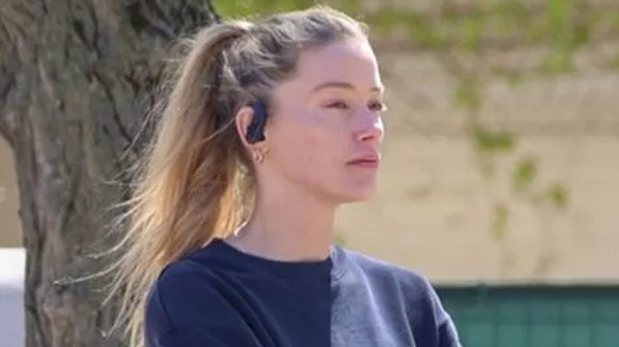 Larg vëmendjes, Amber Heard tani ka blerë shtëpi në Spanjë dhe ka ndryshuar emrin