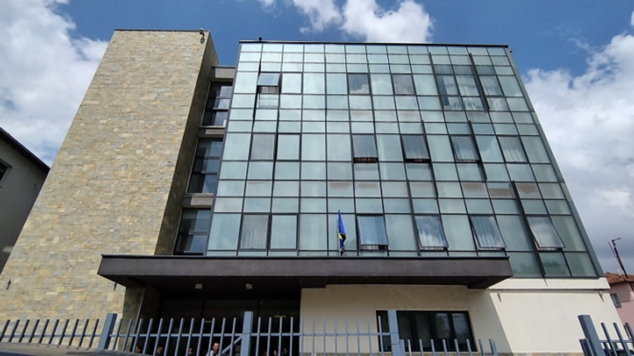 Komuna e Mitrovicës Veriore njofton se ka filluar aplikimi për legalizimin e ndërtimeve pa leje