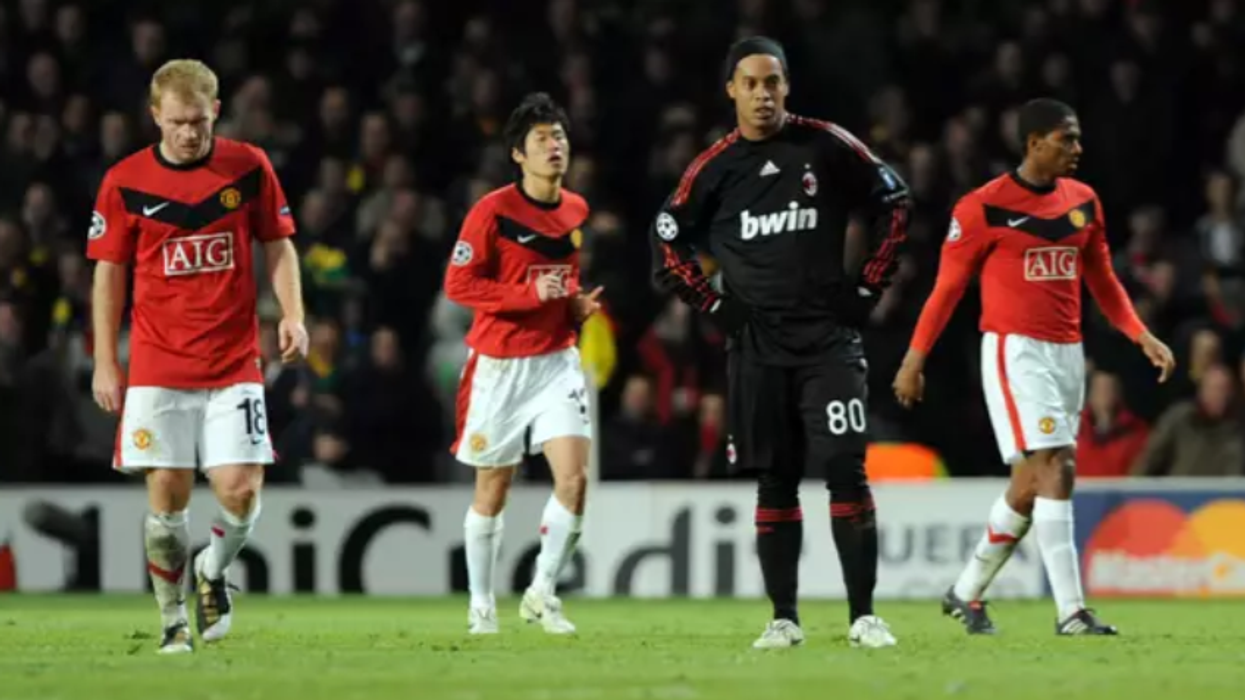 Ylli i Man Utd pranon se Ronaldinho e 'mashtroi' për të nënshkruar me klubin anglez