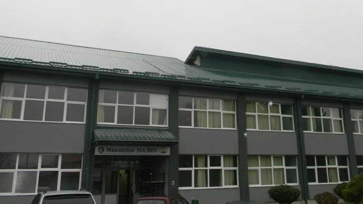 Gjykata Kushtetuese e anuloi vendimin për themelimin e shkollës së mesme "Medreseja Isa Beu"