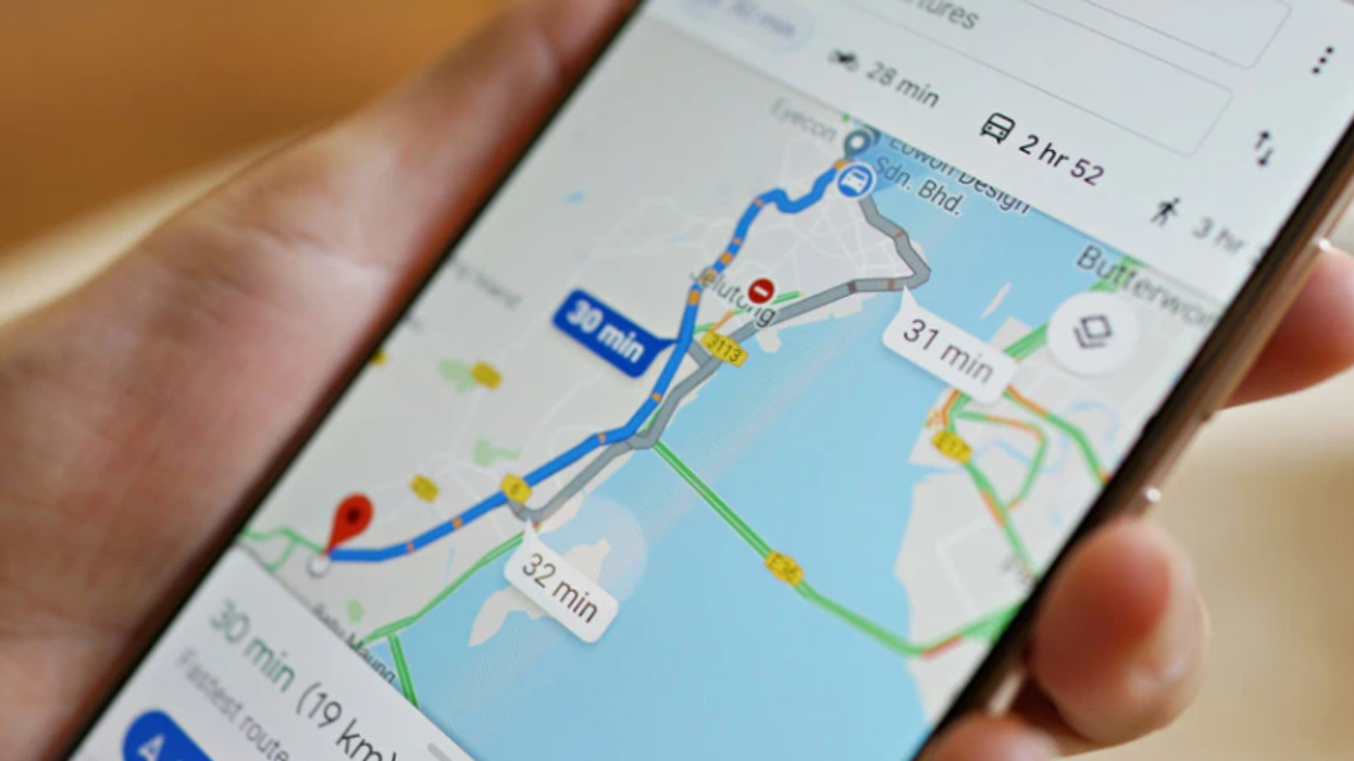 Google Maps merr përmirësim: Tani mund të shihni hartat në "sfond"