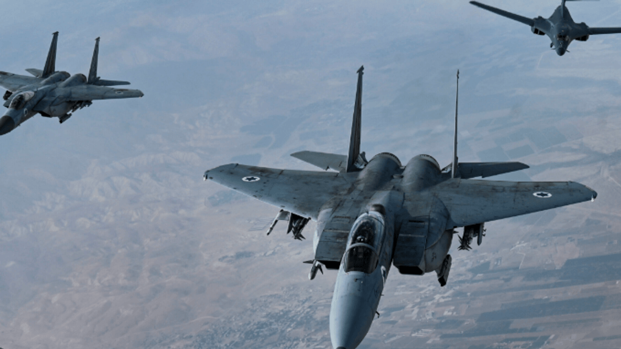 Izraeli kërkon evakuimin e aeroportit ndërkombëtar të Jemenit: Nëse nuk e bëni, vëni në rrezik jetën tuaj