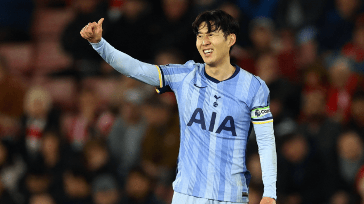 Ylli i Ligës Premier, viktimë e shantazhit? Një grua pretendonte se mban fëmijën e tij - bie nën pranga