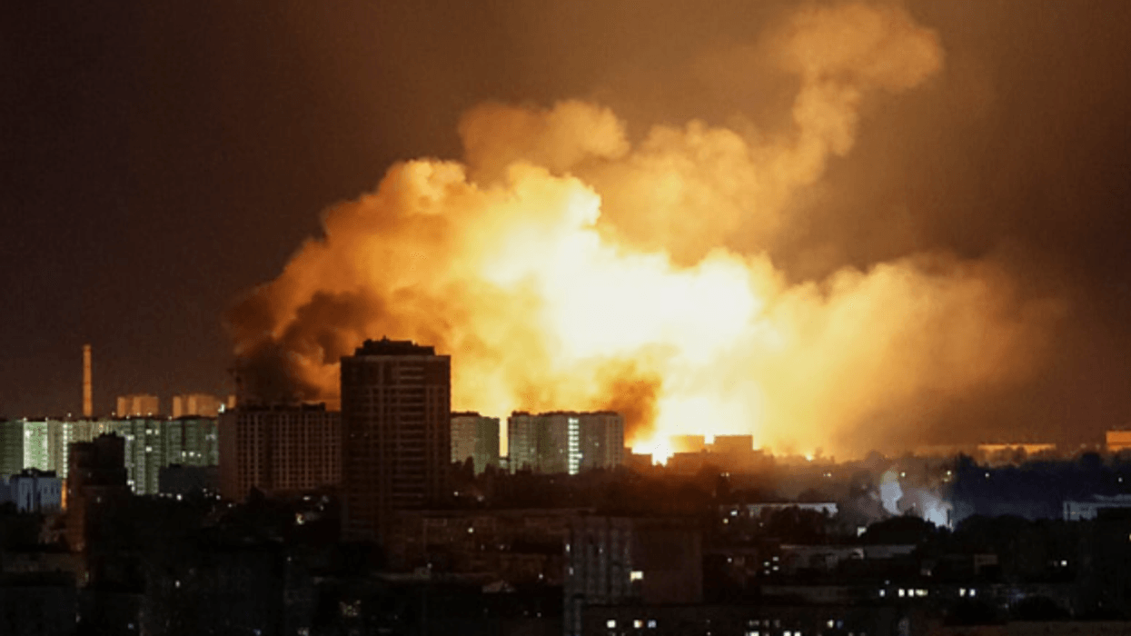 Kievi u sulmua gjatë natës me dronë nga rusët, shpërthime të forta bënë jehonë