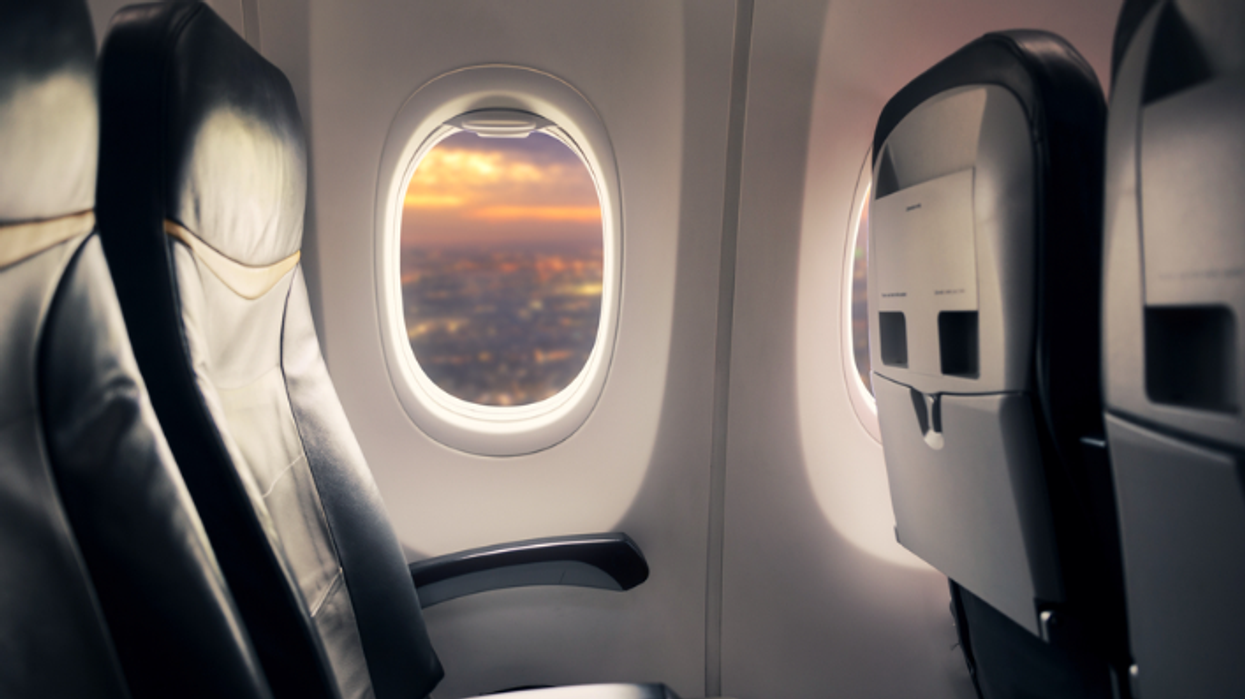 Frikë nga turbulencat? Ja vendi që duhet shmangur në aeroplan, sipas një stjuardeseje