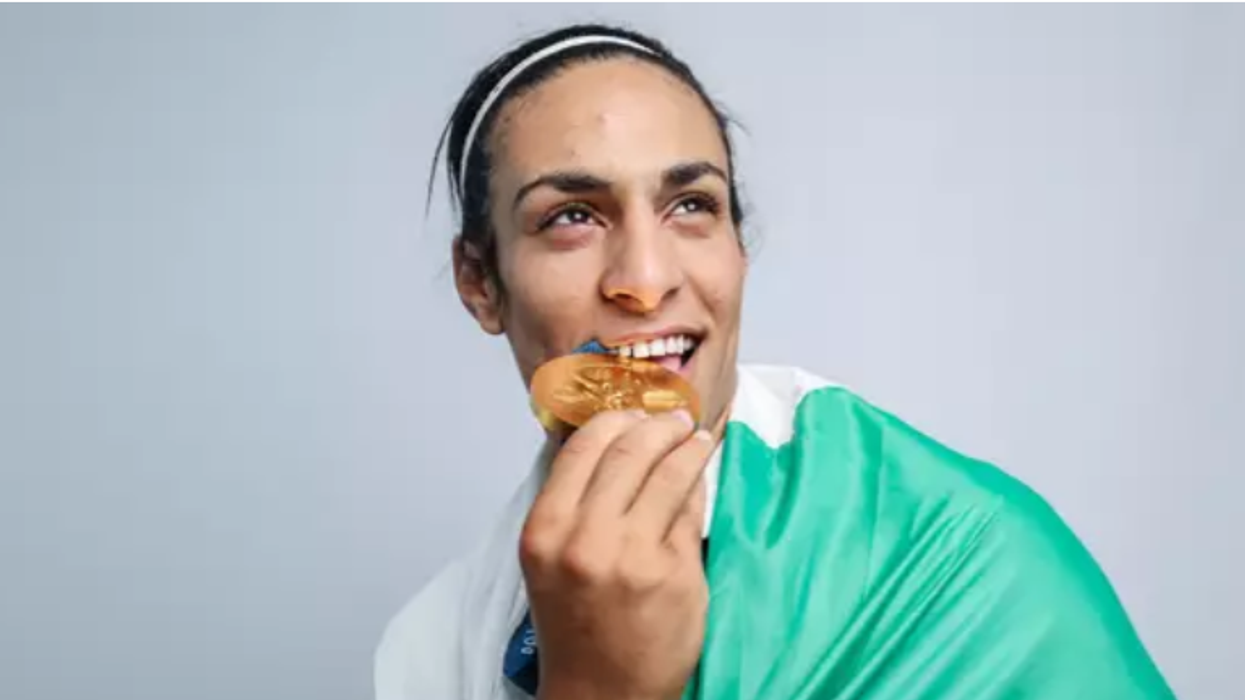 Ekspertja ligjore shpjegon nëse Imane Khelifit do t'i hiqet medalja e artë pas pezullimit nga botërori i boksit