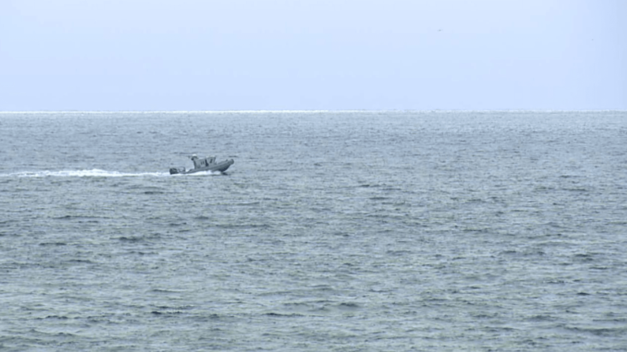 Një aeroplan i vogël përplaset në Oqeanin Paqësor, gjashtë të vdekur