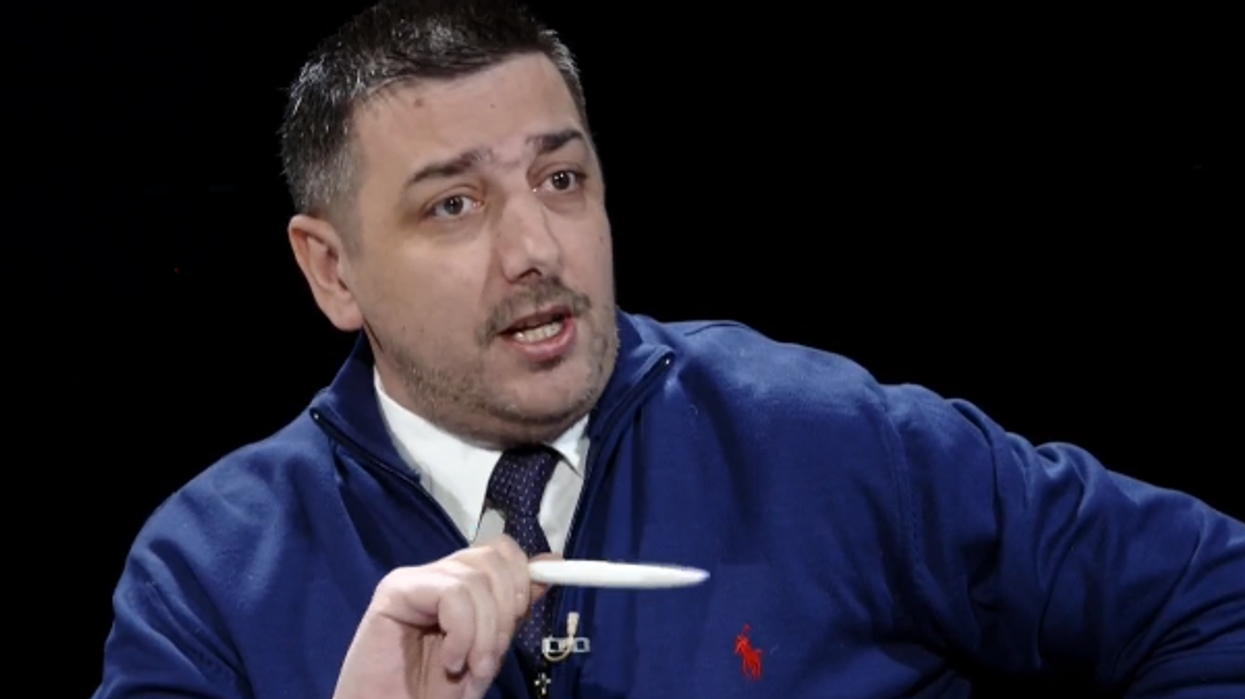 Gjykata aprovon kërkesën e Prokurorisë, gazetarit Syla i ndalohet t’i afrohet viktimës