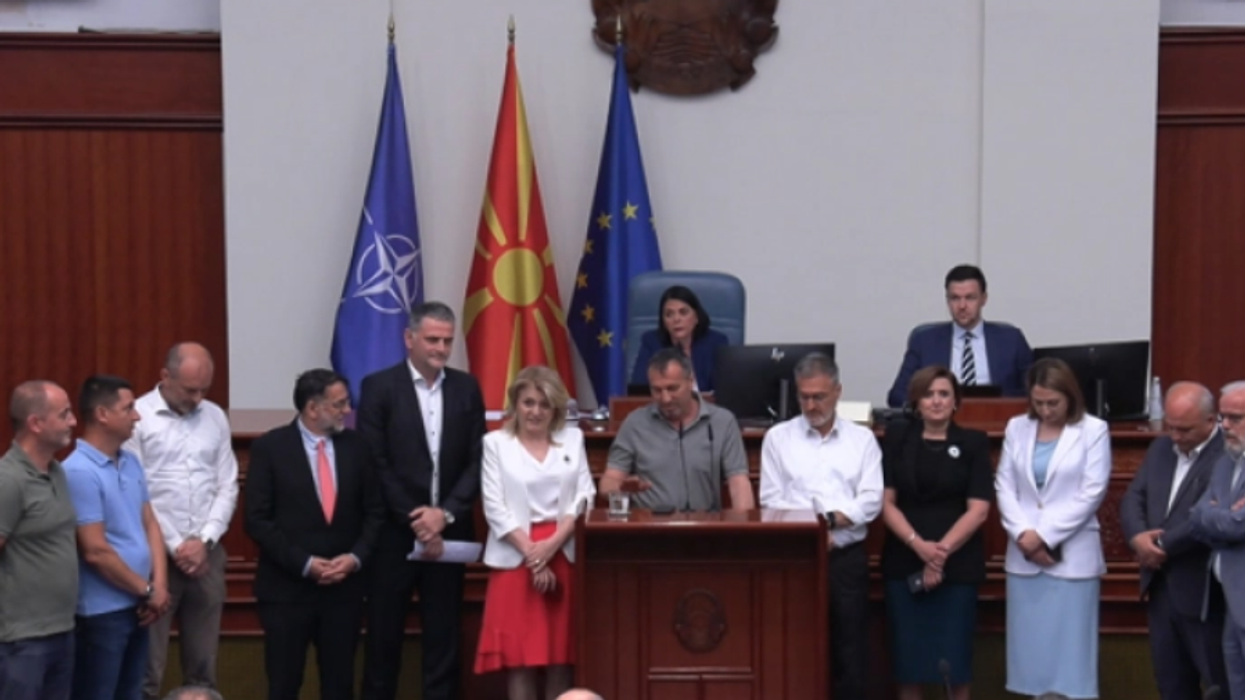 Hiqet pika për interpelancën kundër kryetarit të Gjykatës Kushtetuese, Fronti Europian bllokon foltoren e Kuvendit