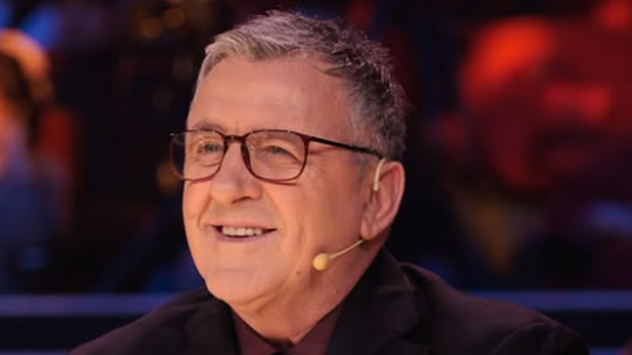 Rrëfimi i vajzës së Agron Llakajt për humbjen e nënës: Babi çdo ditë i çon lule, humbëm boshtin e familjes