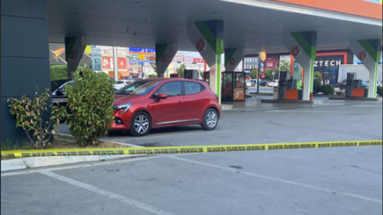 Alarm për mjet të dyshuar në afërsi të pompës së derivateve në Fushë Kosovë