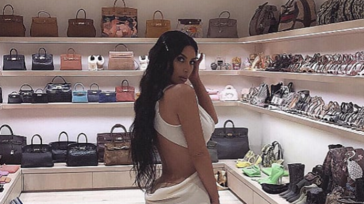 Kim Kardashian prezanton koleksionin e çantave të shtrenjta që kapin shifrën e mijëra eurove