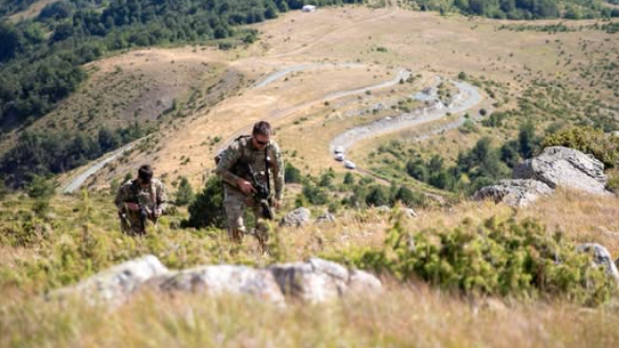 Ushtarët amerikanë me patrulla për sigurinë dhe stabilitetin e përgjithshëm