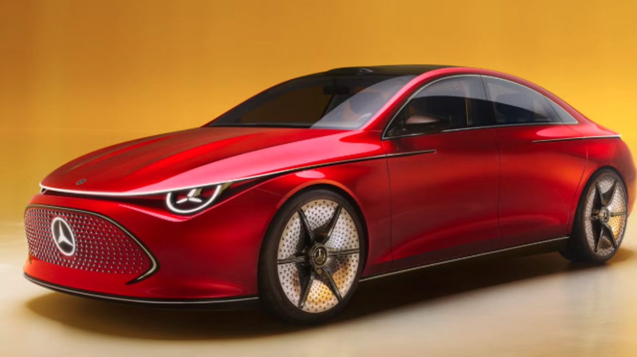 Mercedes "do ta vërshojë" tregun me 15 modele të reja elektrike brenda vetëm dy vitesh