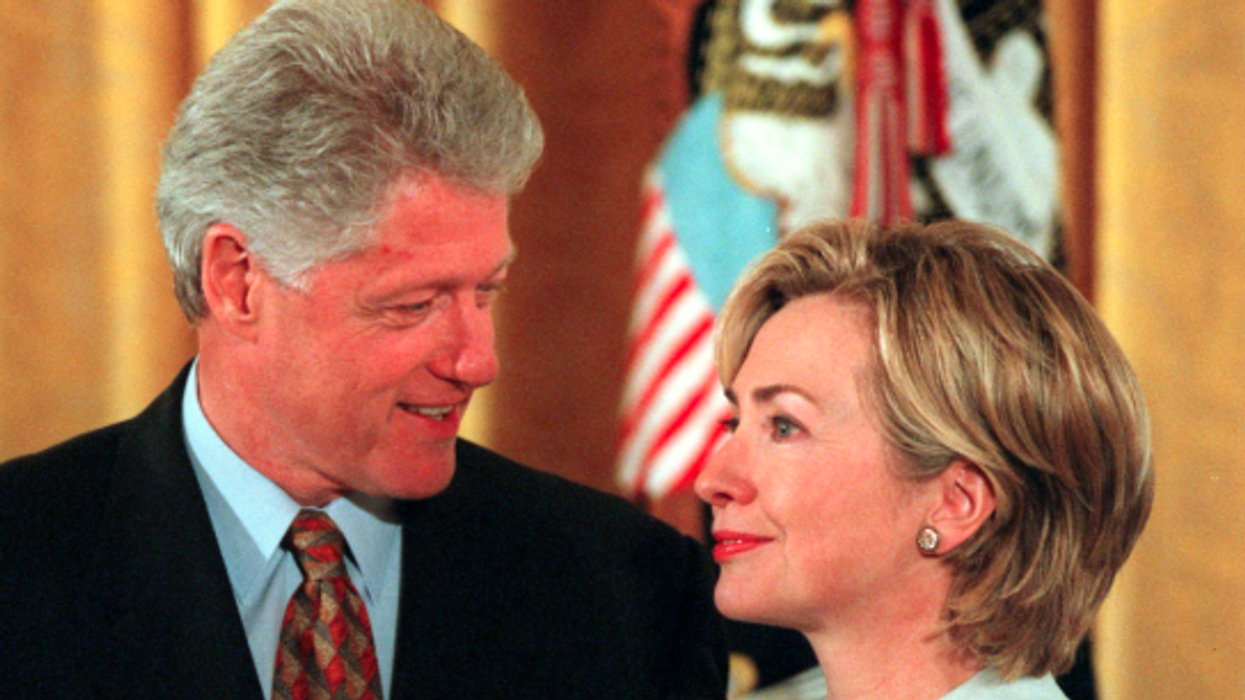 Bill dhe Hillary Clinton thirren në gjyq të dëshmojnë për rastin Epstein