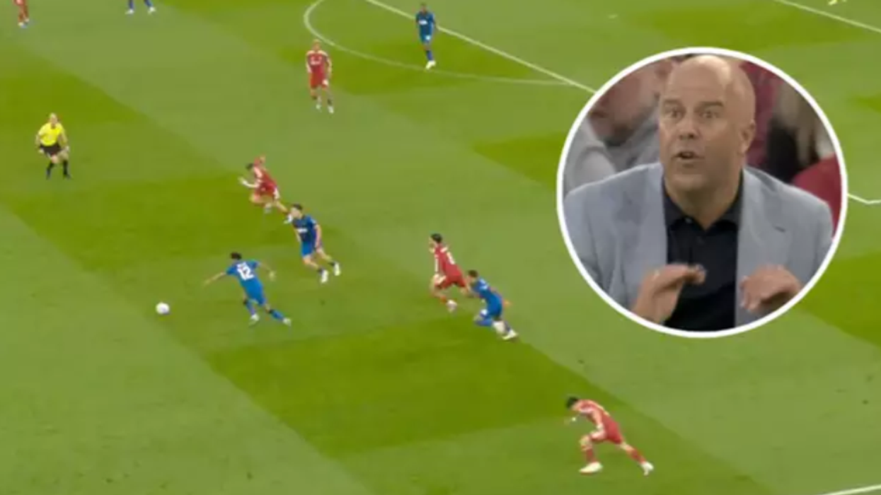 Tifozët e Liverpoolit 'i luten' Arne Slotit ta shesë një lojtar startues sa ka ende kohë në afatin kalimtar