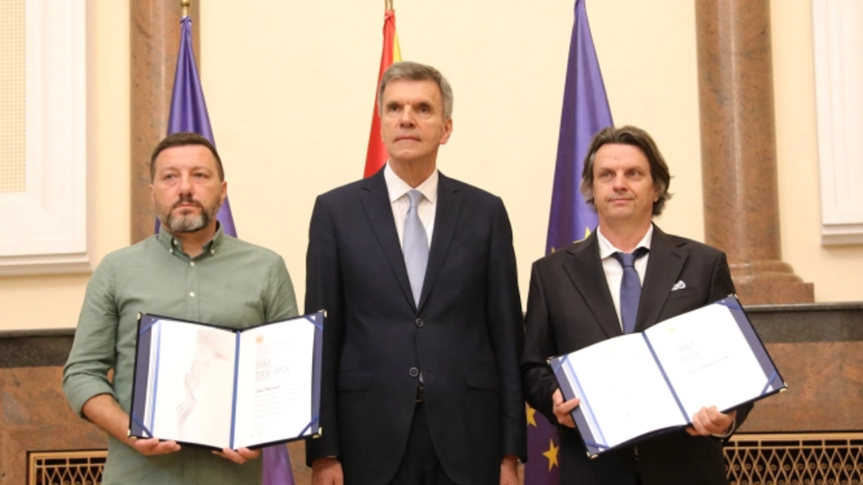 Irfan Ahmeti dhe Borçe Stamenov morën çmimin shtetëror "Nënë Tereza"