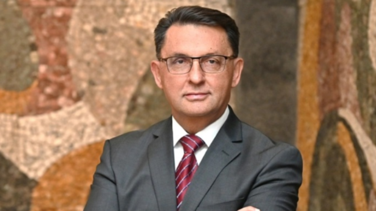 Sllaveski: Rregullimi dhe kontrolli i shoqatave financiare për "kredi të shpejta nuk është në kompetencë të Bankës Popullore