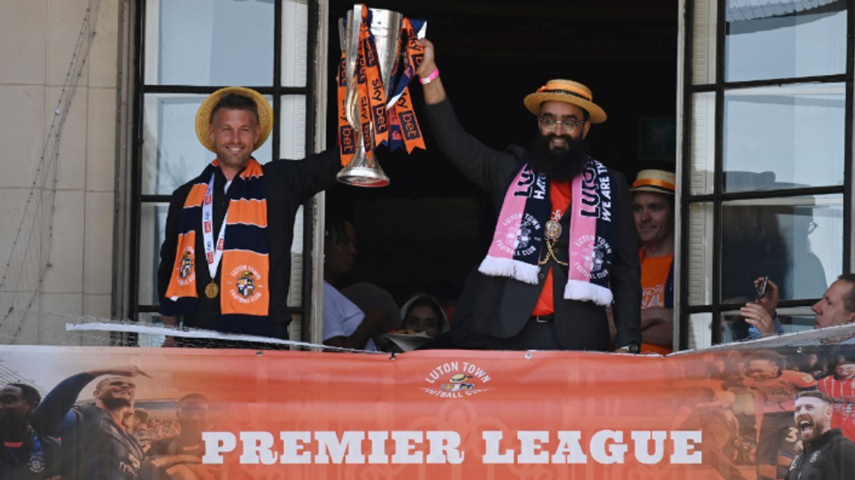 Ndryshime të mëdha në Angli: Lufta për ndeshjen më të shtrenjtë në botë po bëhet edhe më e çmendur