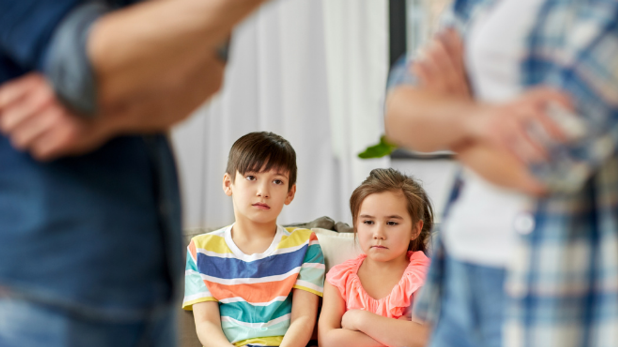 Nëse i bëni këto 8 gjëra gjatë divorcit, po i dëmtoni fëmijët tuaj pa e kuptuar