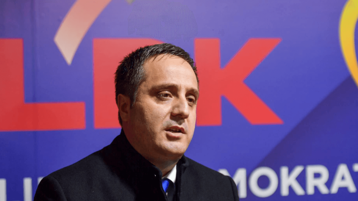 Mbi 800 vota më pak, reagon Selmanaj: Rinumërimi i të gjitha kutive është i domosdoshëm Mbi 800 vota më pak, reagon Selmanaj: Rinumërimi i të gjitha kutive është i domosdoshëm