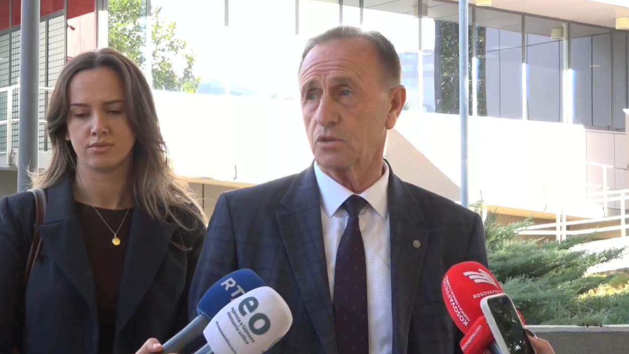 Azemi para takimit me Muratin: Paga minimale në sektorin privat duhet të jetë 600 euro