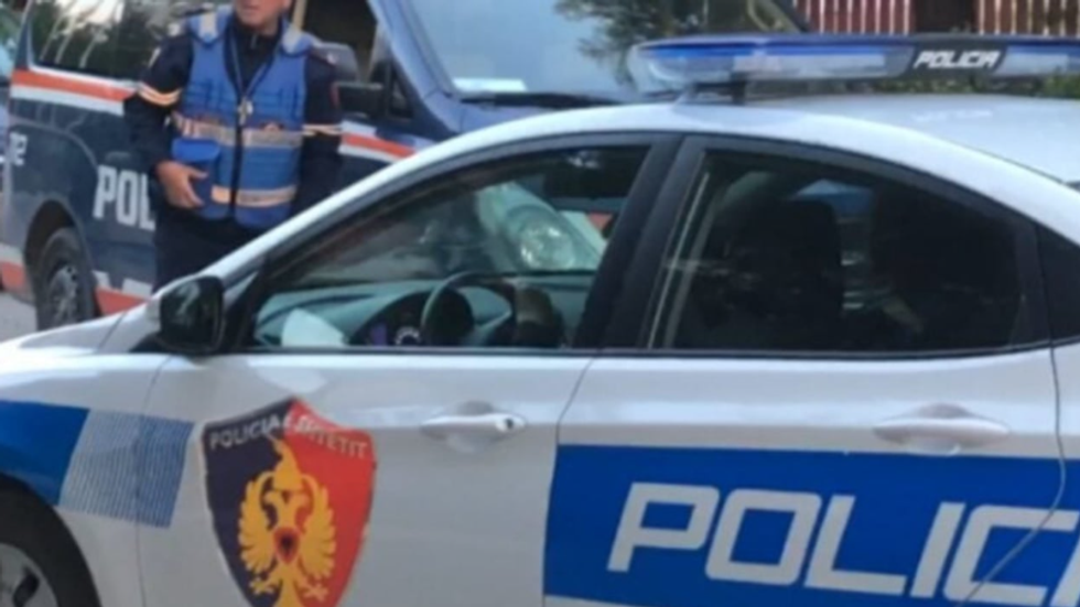 Kreu marrëdhënie me forcë me 29 vjeçaren, arrestohet i dyshuari - i gjenden armë dhe kokainë në makinë në Tiranë